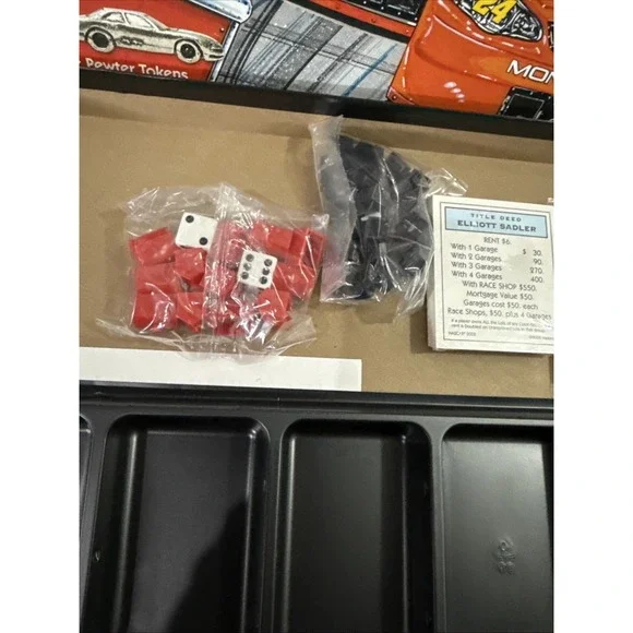 Monopoly NASCAR Collector's Edition‎ Board Game 2002 New - Picture 8 of 8